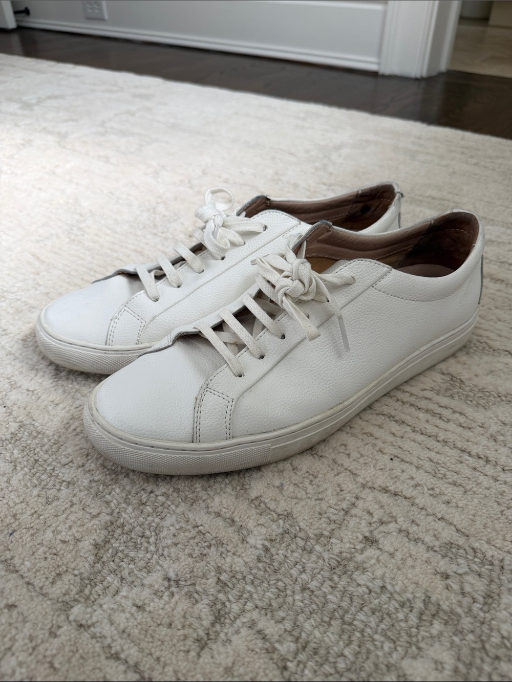 TCG Men's White Leather Low-Top Sneakers